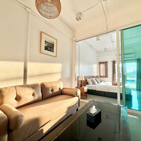Momento Hotel And Cafe Khon Kaen Extérieur photo